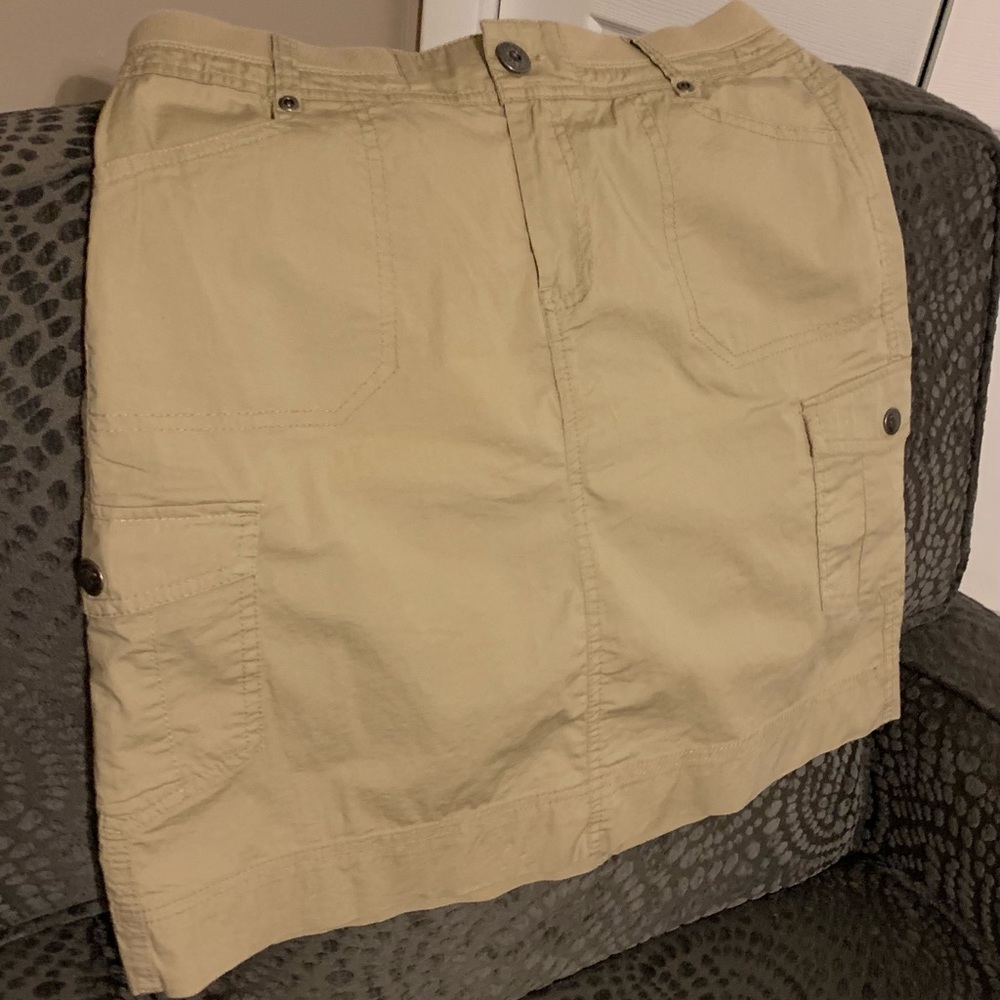 Alpine Design Women’s Super Cute Khaki Skirt - Picture 2 of 10